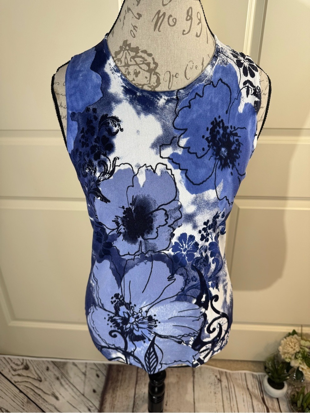 Pierri New York Blue Floral Stretchy Tank Top Medium